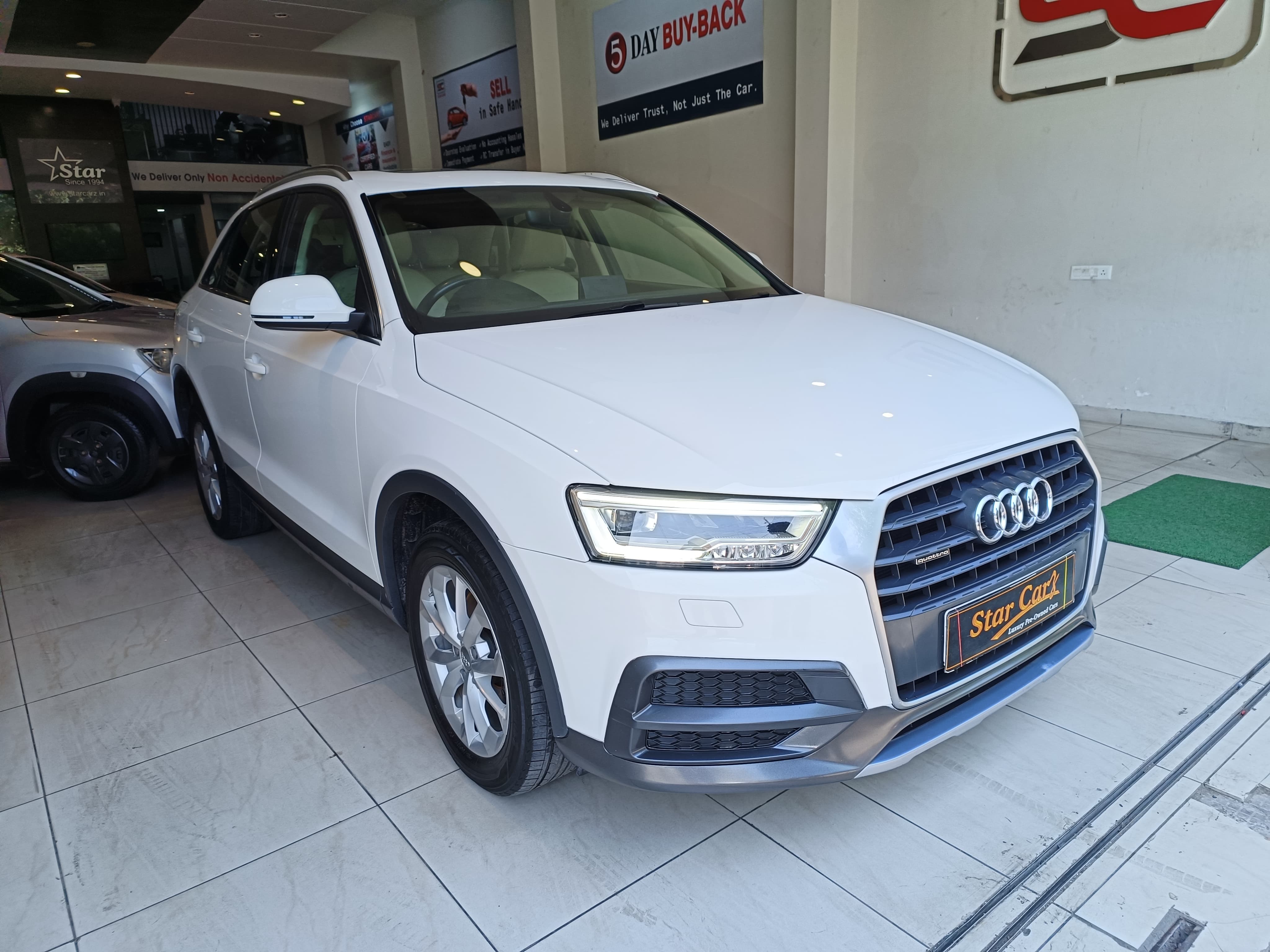 AUDI
