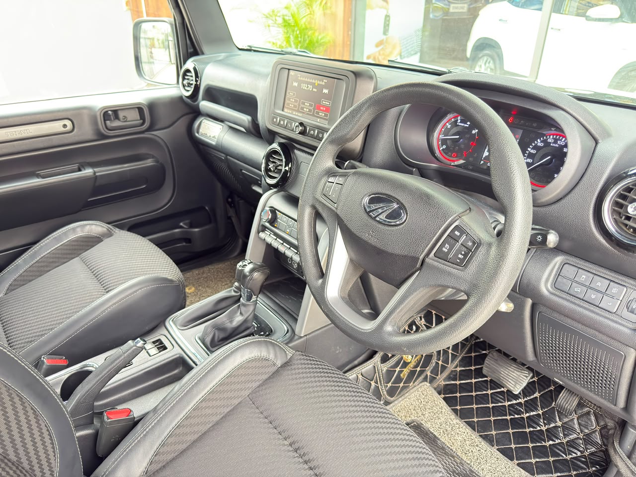 MAHINDRA