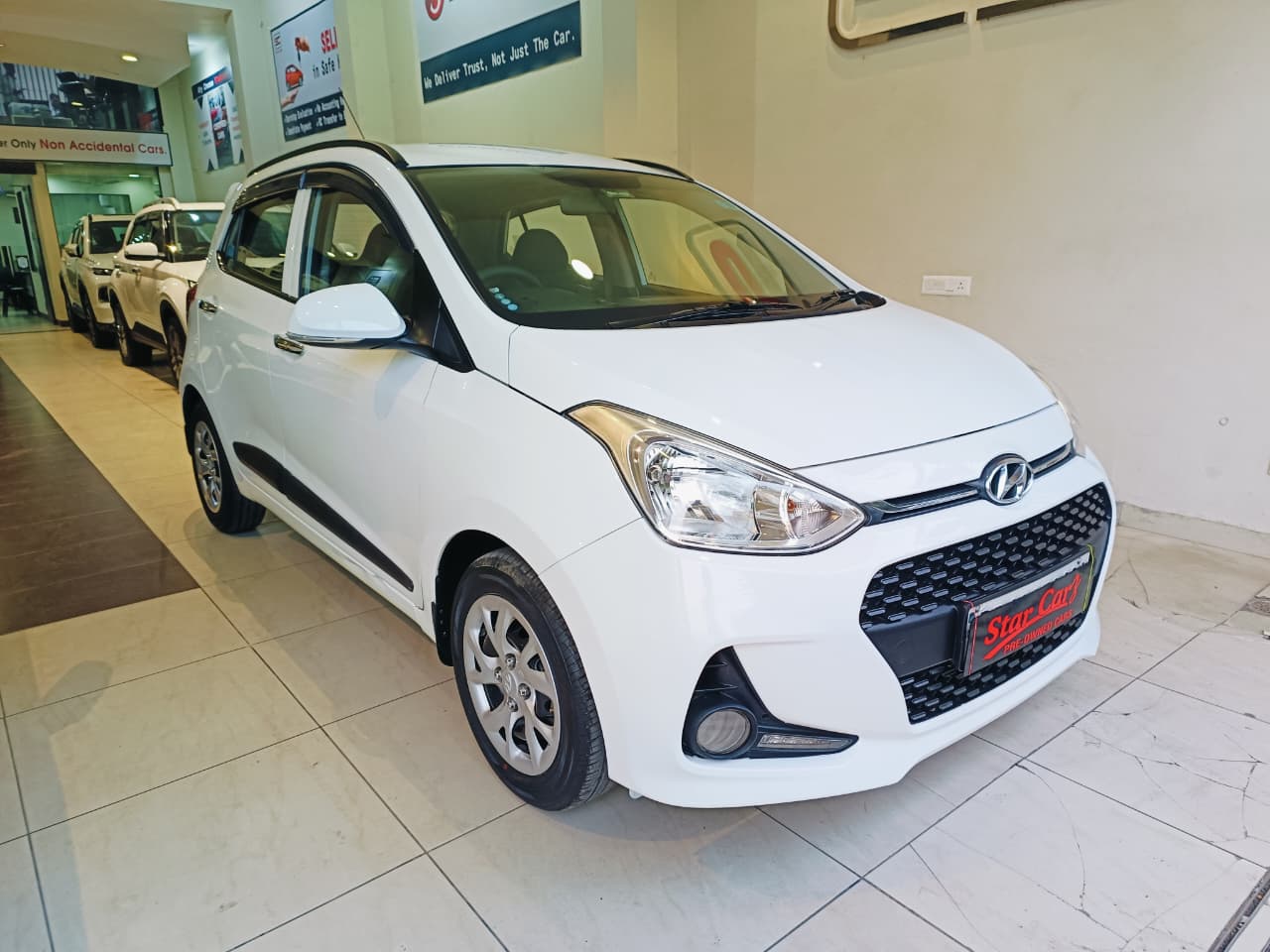 HYUNDAI