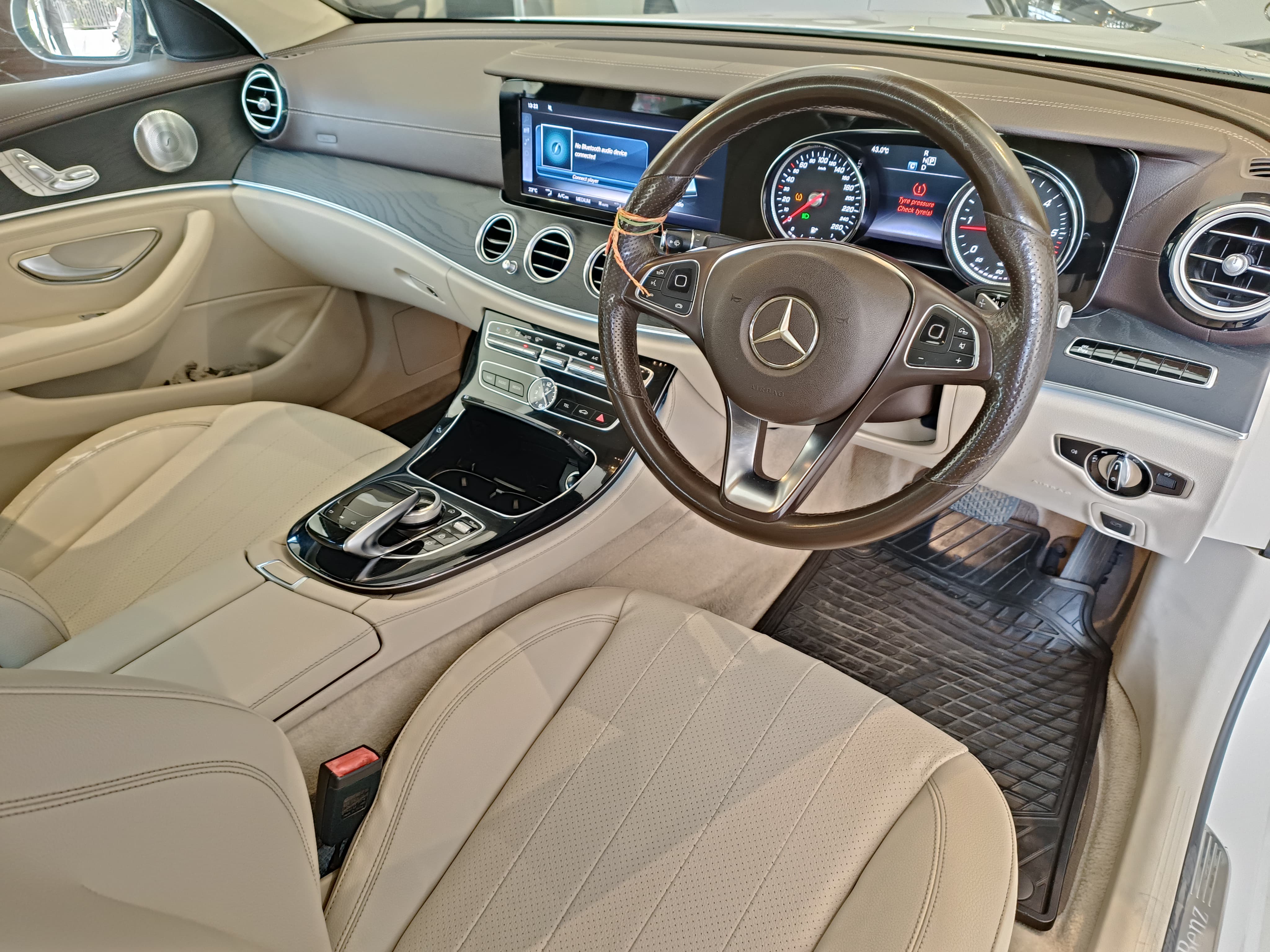 MERCEDES