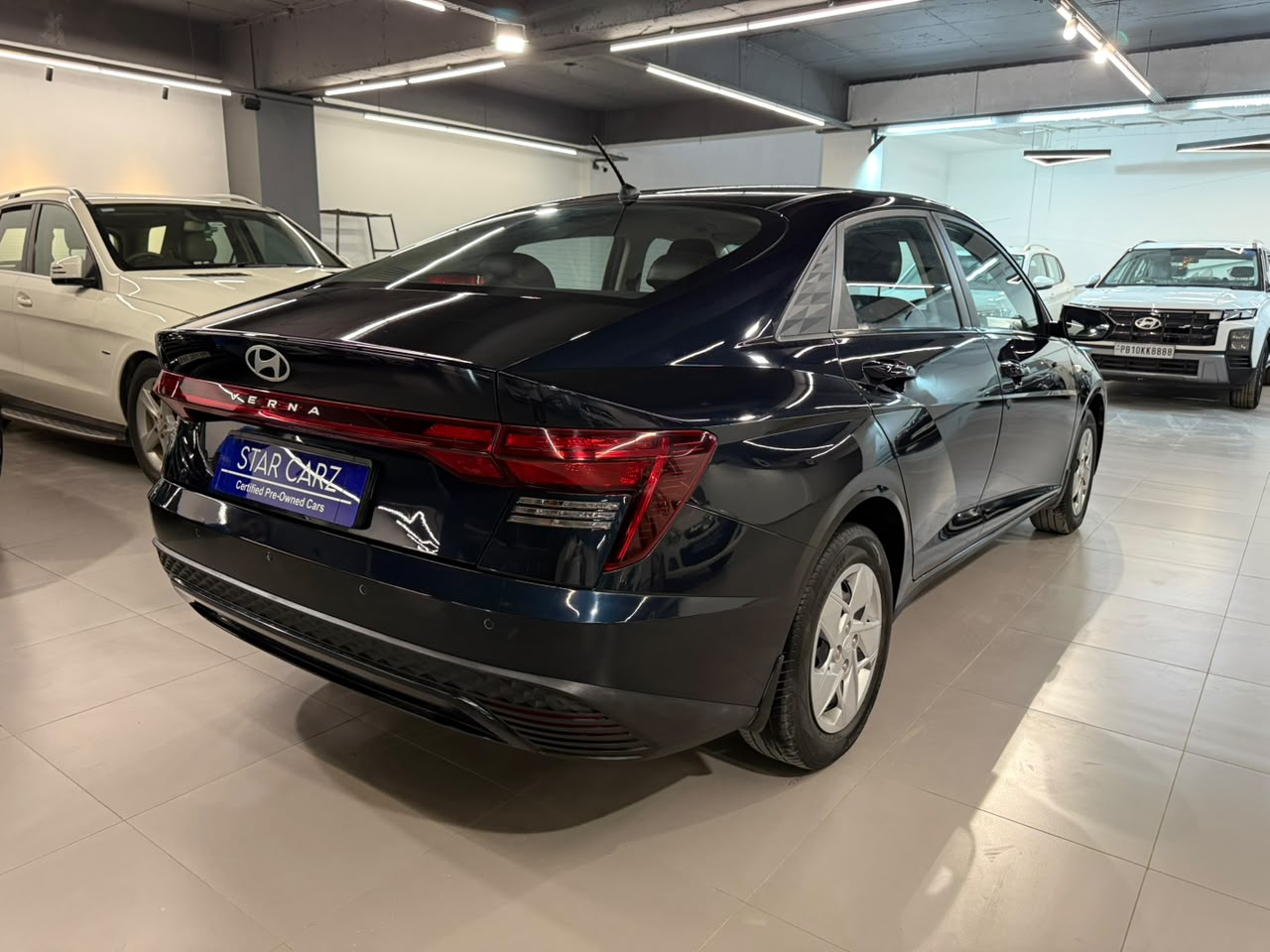 HYUNDAI
