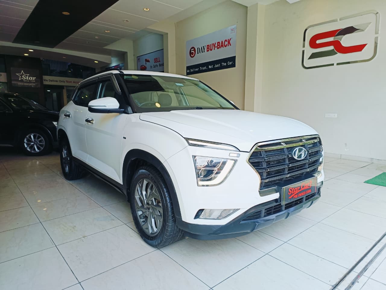HYUNDAI