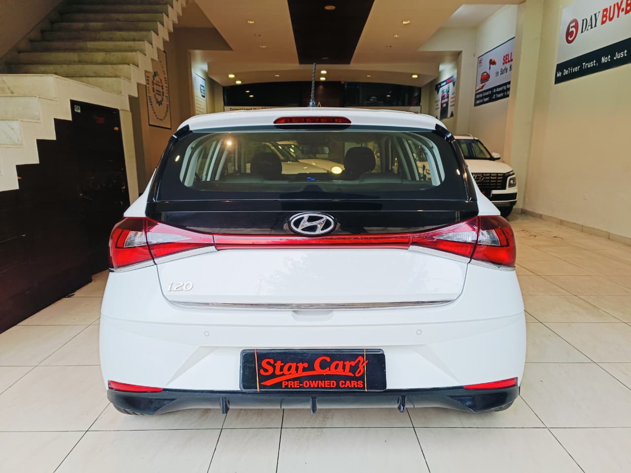 HYUNDAI