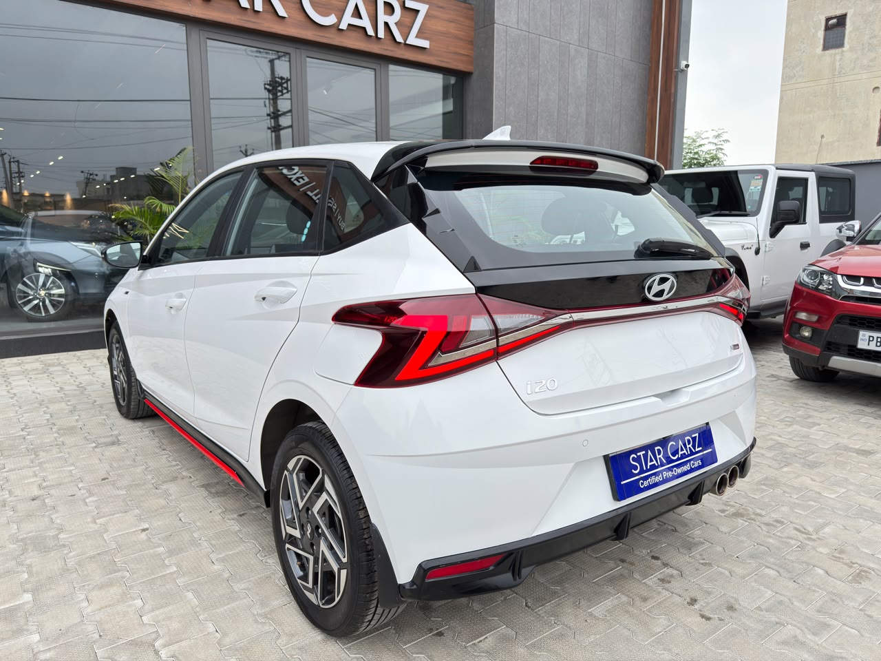 HYUNDAI